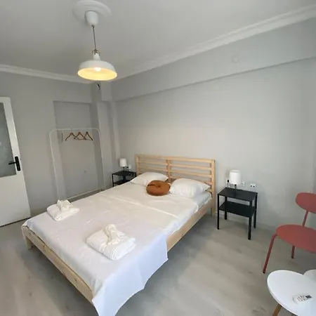 Kordonda Bogaz Manzarali * Canakkale
