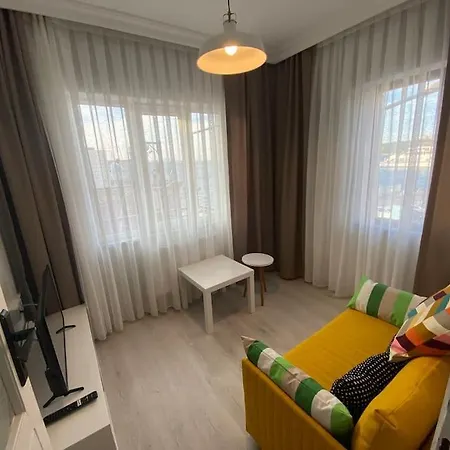 Kordonda Bogaz Manzarali Apartment